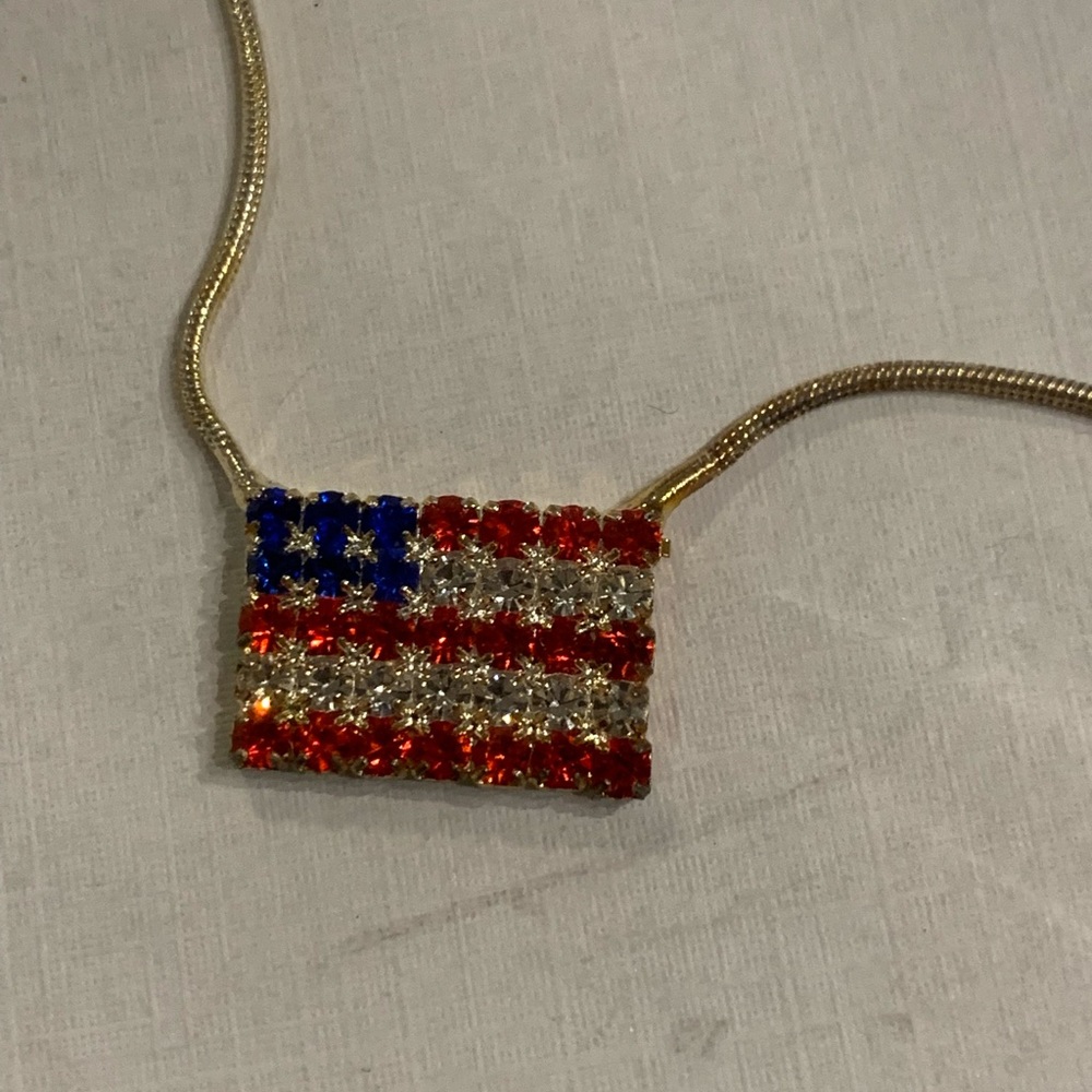 USA earrings and necklace set